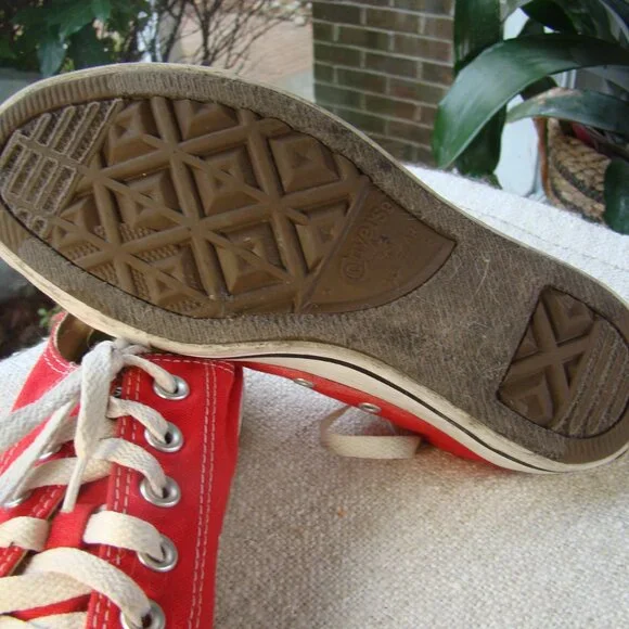 Converse All star red canvas low top sneakers, Size W 7 - Mens 5 - Picture 7 of 9